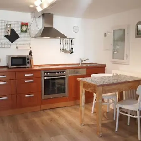 Holiday home Reetdachhaus Auf Eiderstedt Witzwort