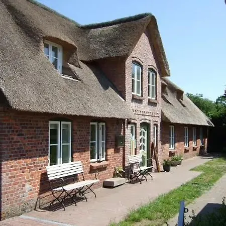 Reetdachhaus Auf Eiderstedt Holiday home Witzwort